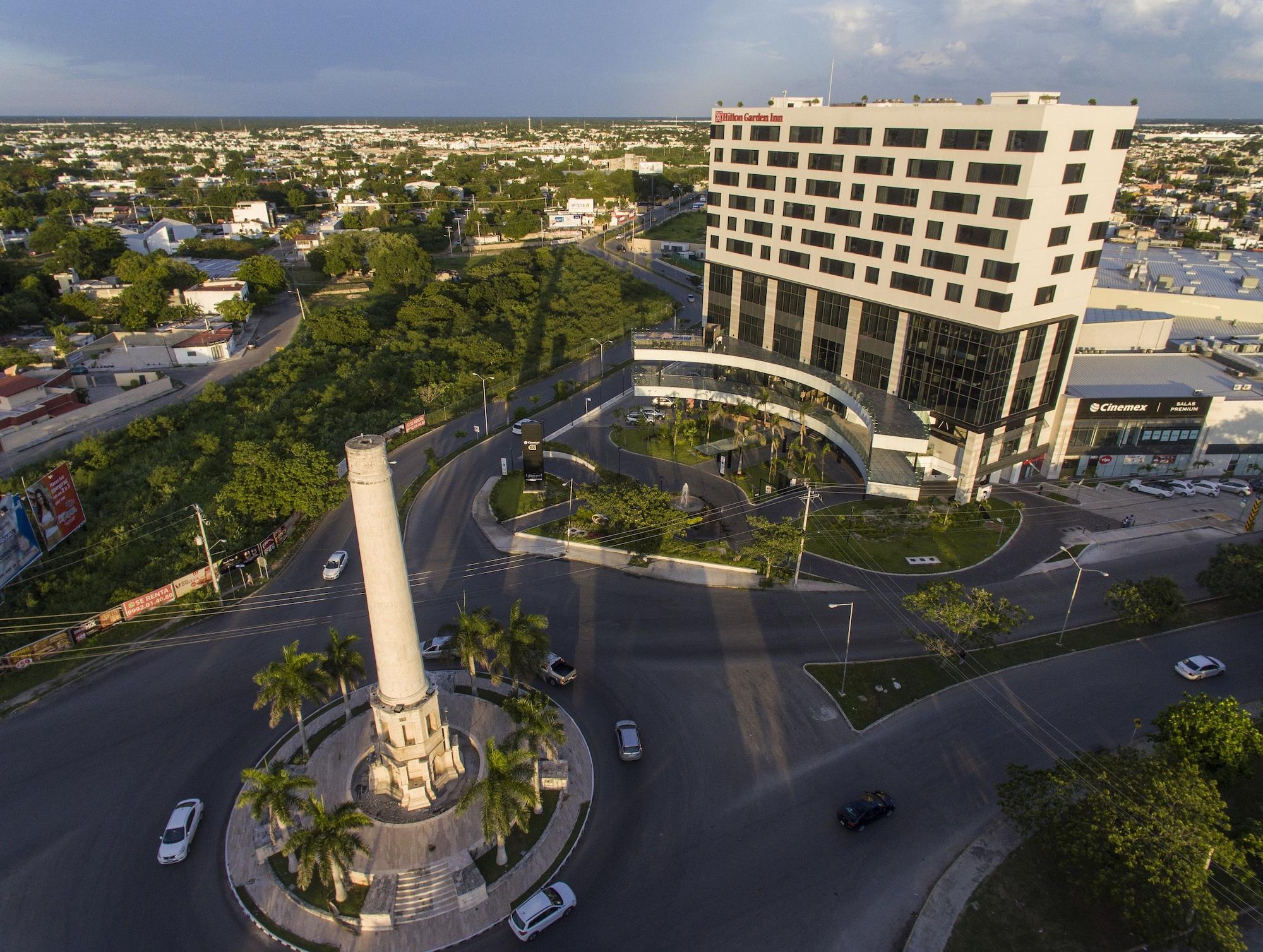 Hilton Garden Inn Mérida Exterior photo