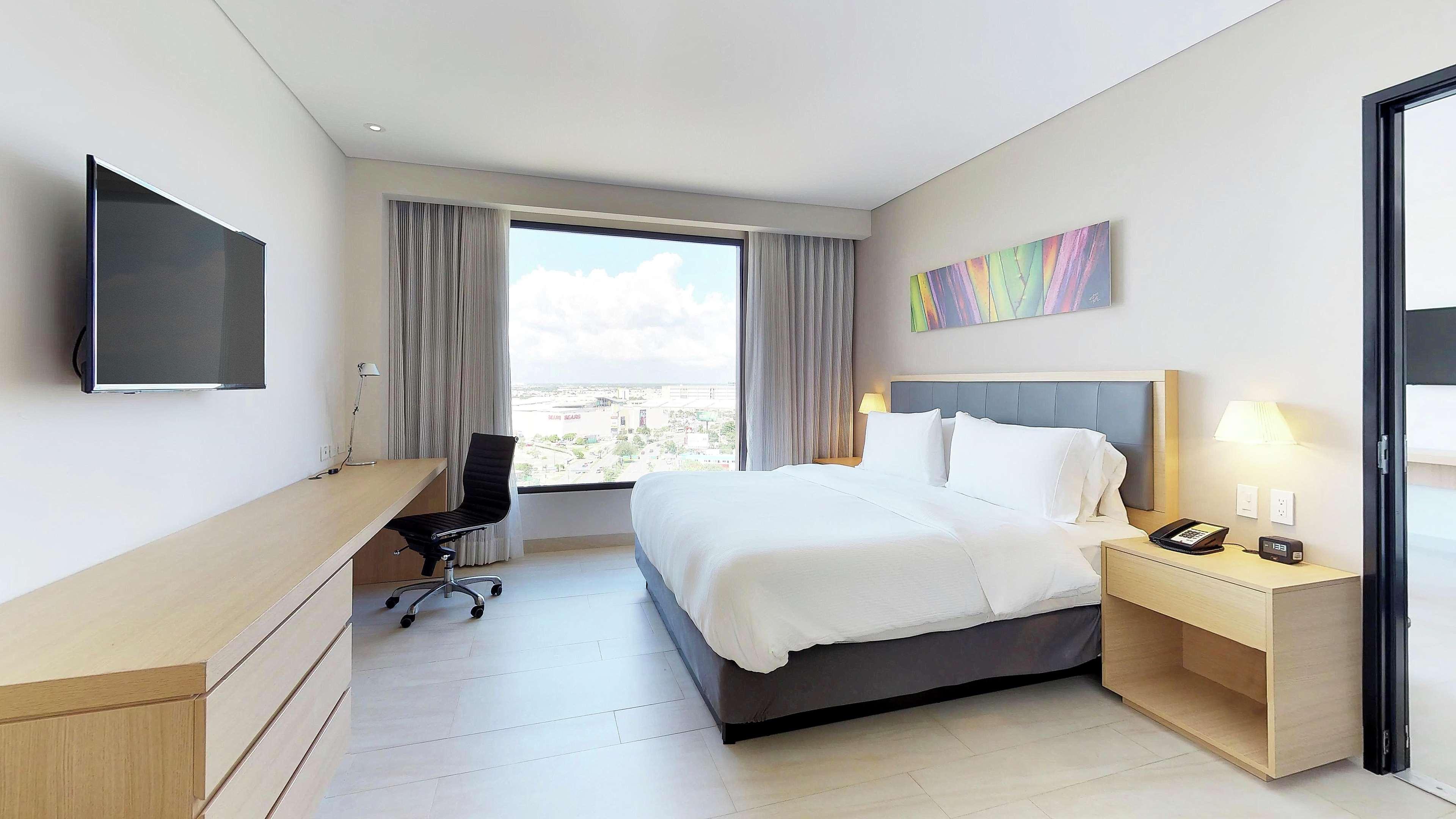 Hilton Garden Inn Mérida Exterior photo