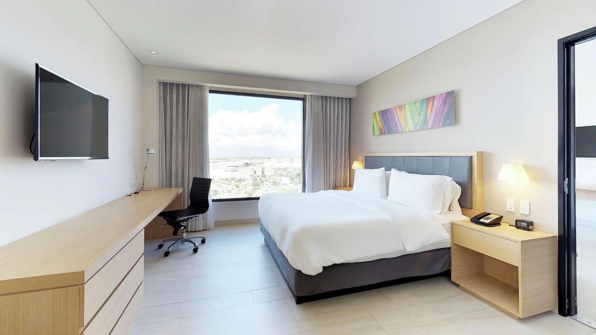 Hilton Garden Inn Mérida Exterior photo
