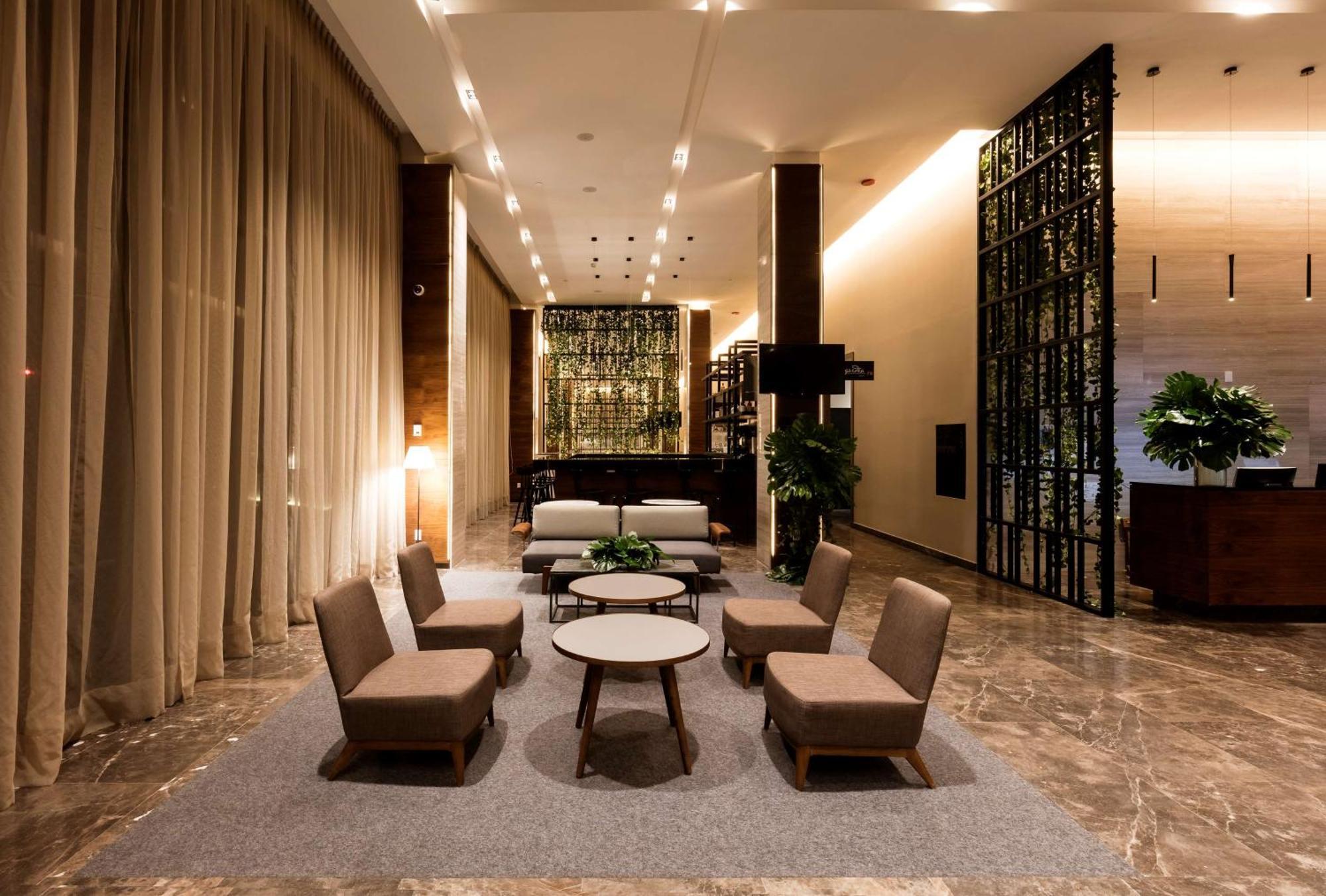 Hilton Garden Inn Mérida Exterior photo