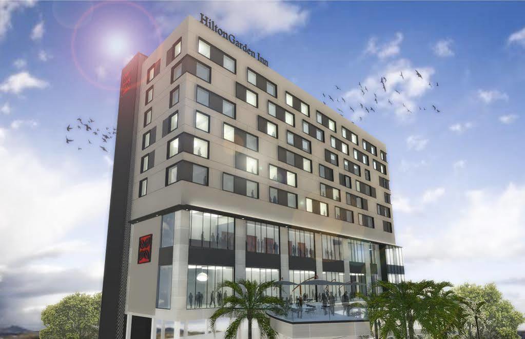 Hilton Garden Inn Mérida Exterior photo